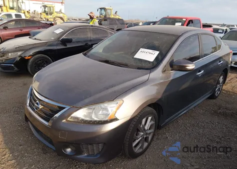 2015 Nissan Sentra Sr z USA, uszkodzony, nr VIN 3N1AB7AP4FY337971
